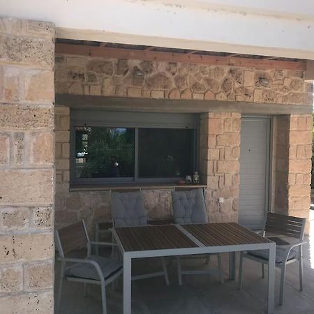 Πέτρινη Κατοικία Στην Αίγινα - Stone House In Aigina Khloi Luaran gambar