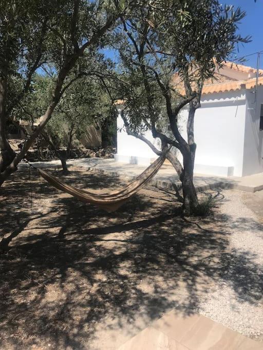 Πέτρινη Κατοικία Στην Αίγινα - Stone House In Aigina Khloi Luaran gambar